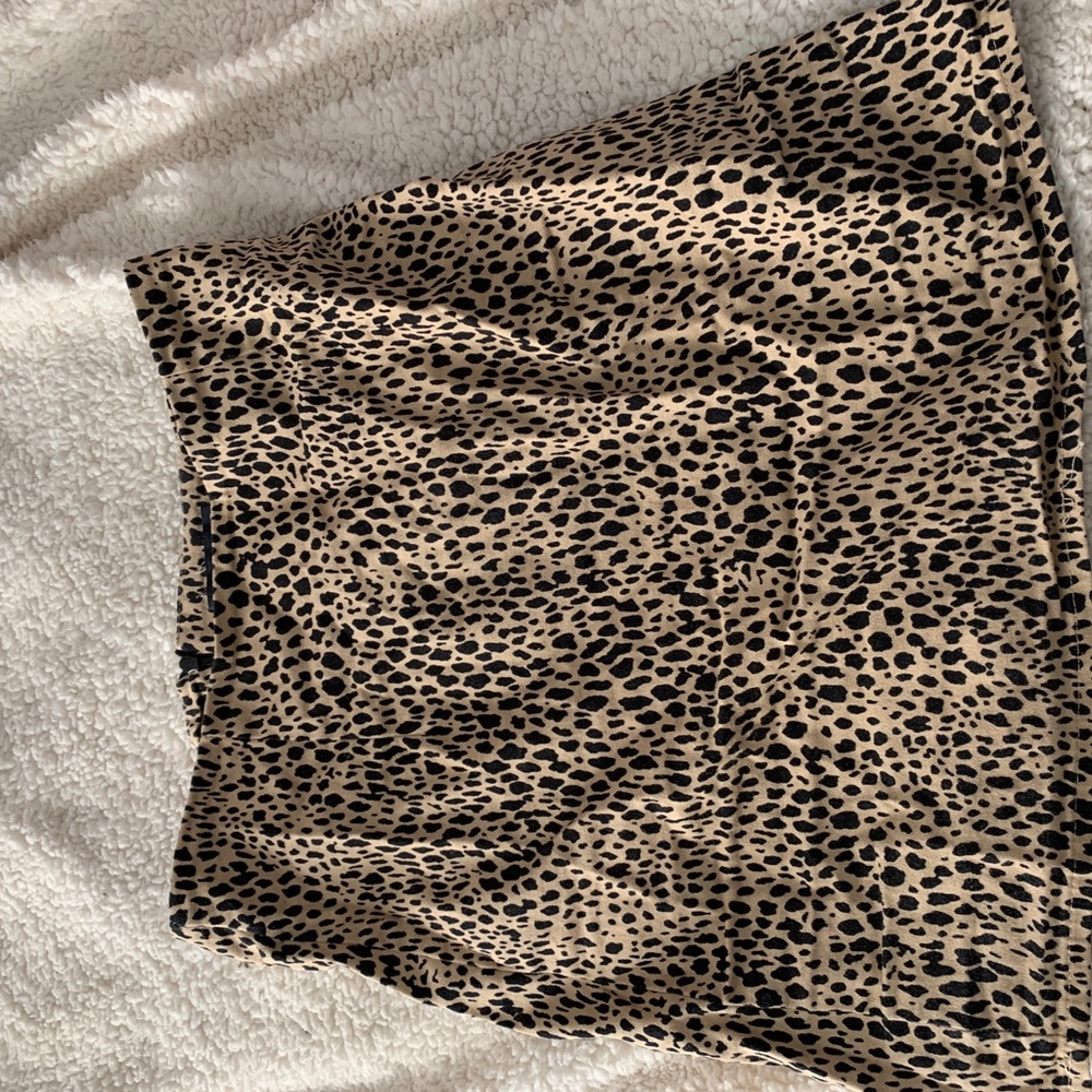 Brandy Melville cheetah skirt
